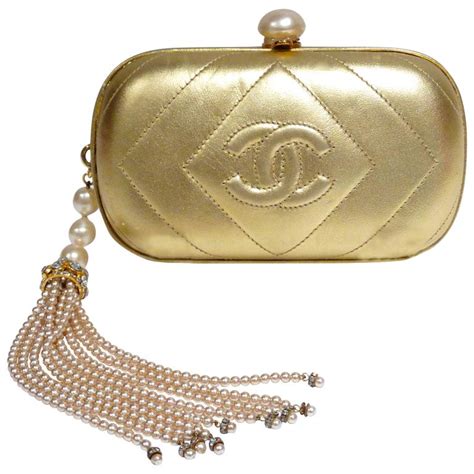 chanel bag clutch whit tasso|Chanel clutch.